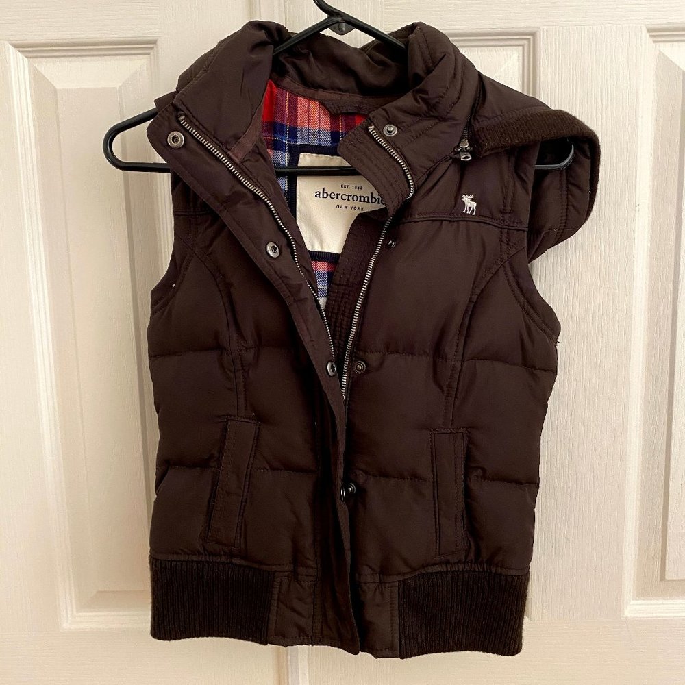 Abercrombie Brown Kids Vest L